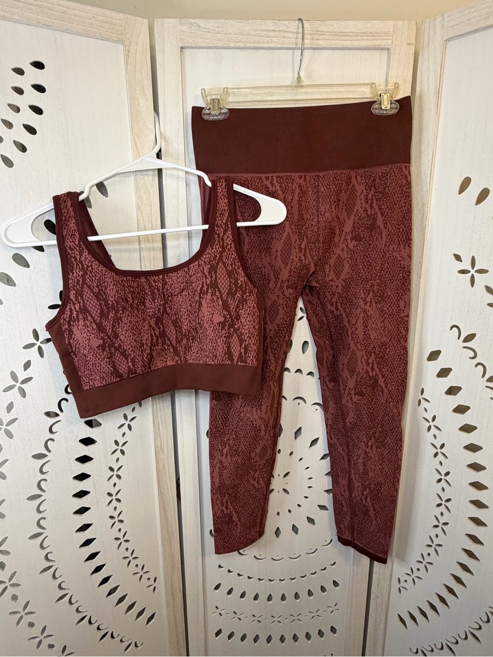 Fabletics Burgundy Snake-Print Leggings & Sports Bra Set